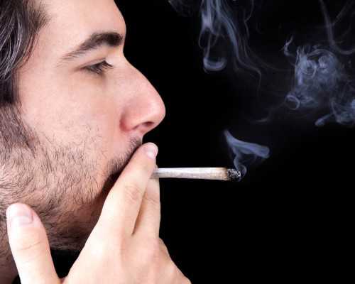 电动车摩托车“新规”来了！快看看，你的头盔符合标准吗？